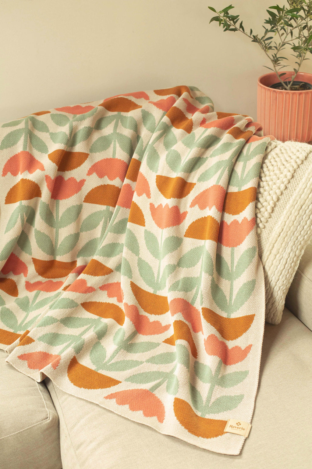 Bloom Throw (Coral)