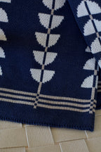 Arcline Throw