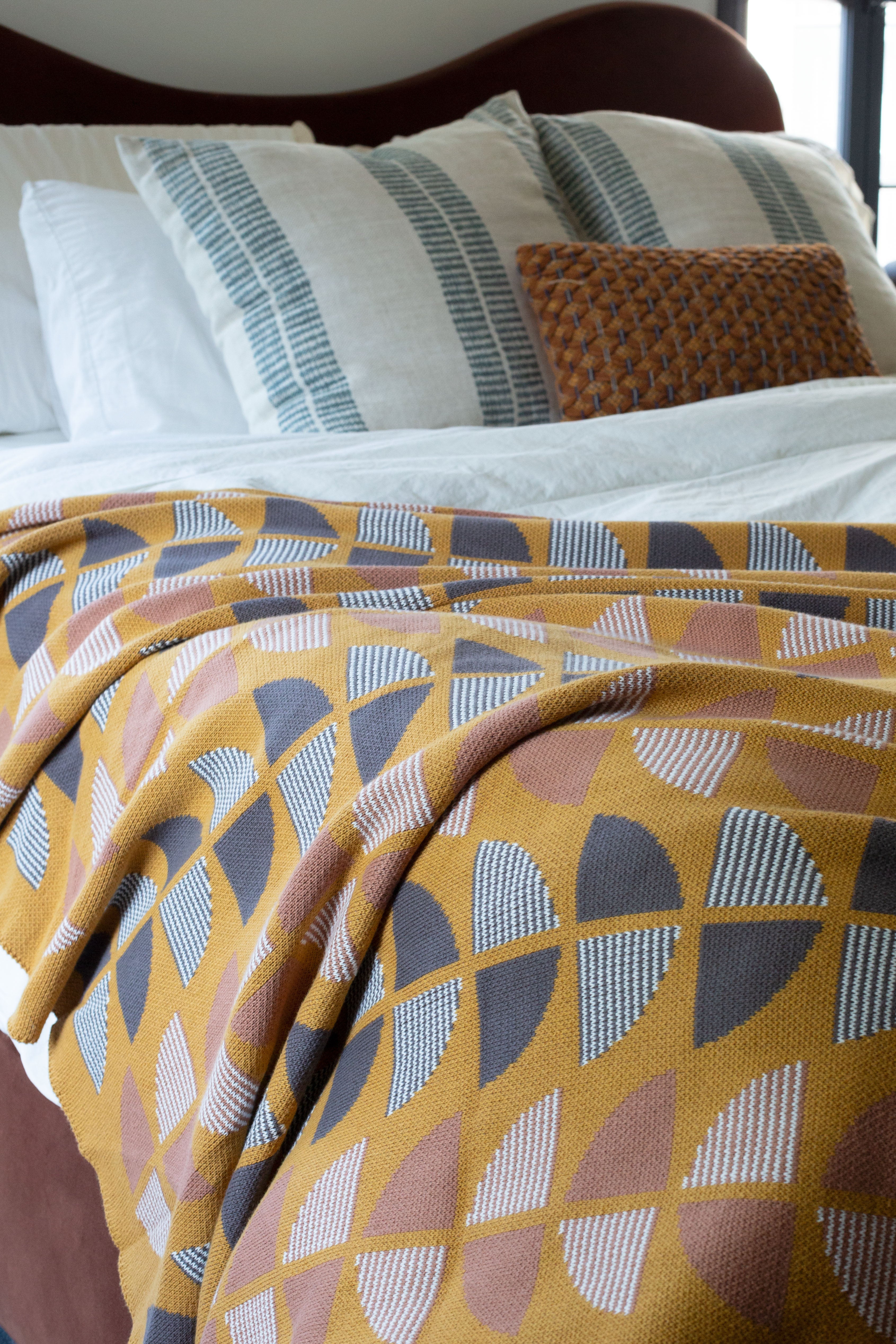 Deco Dream Throw