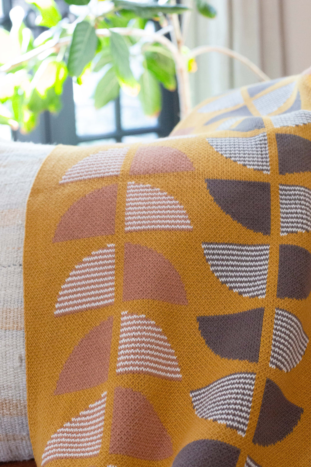 Deco Dream Throw