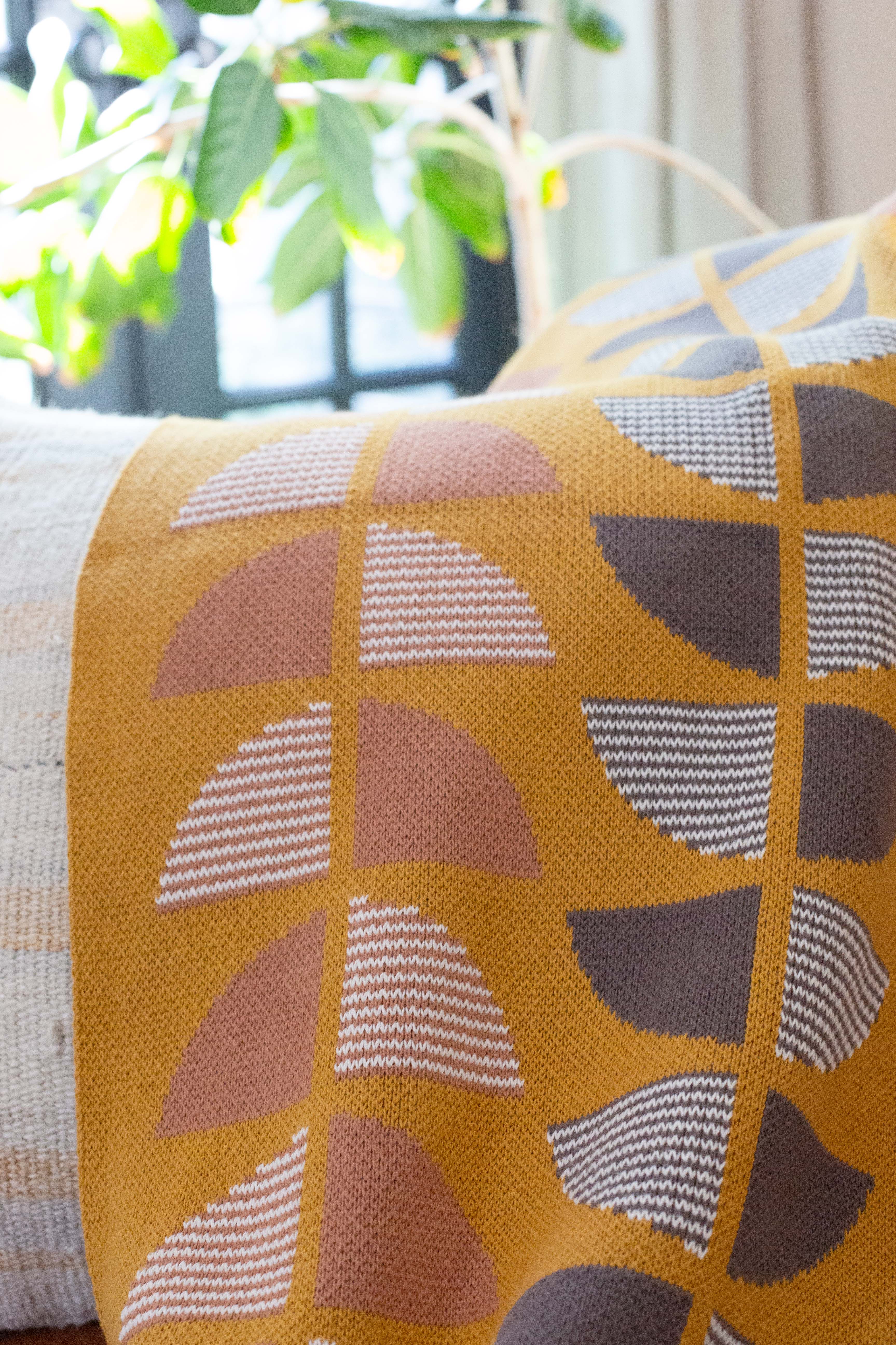 Deco Dream Throw