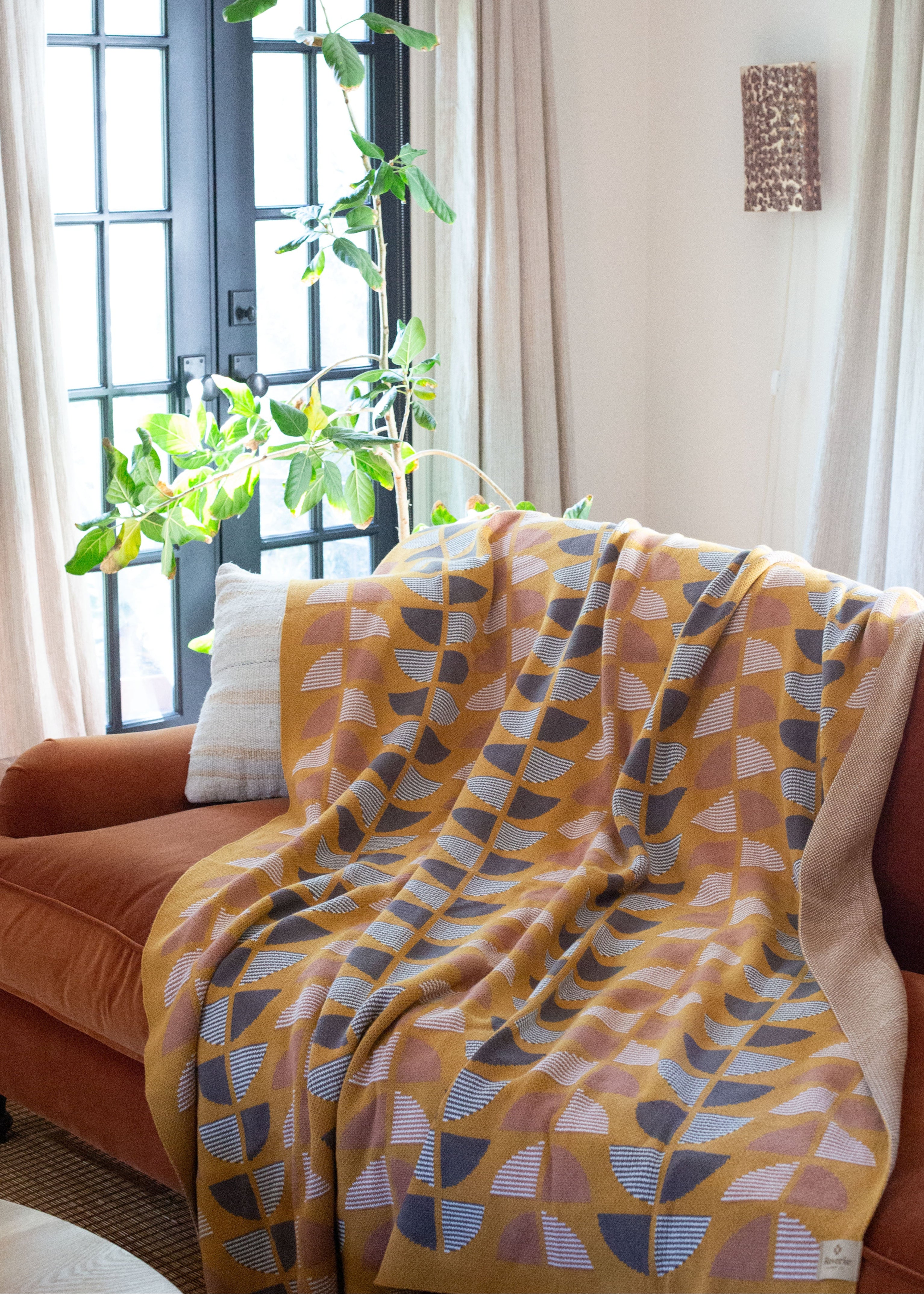 Deco Dream Throw