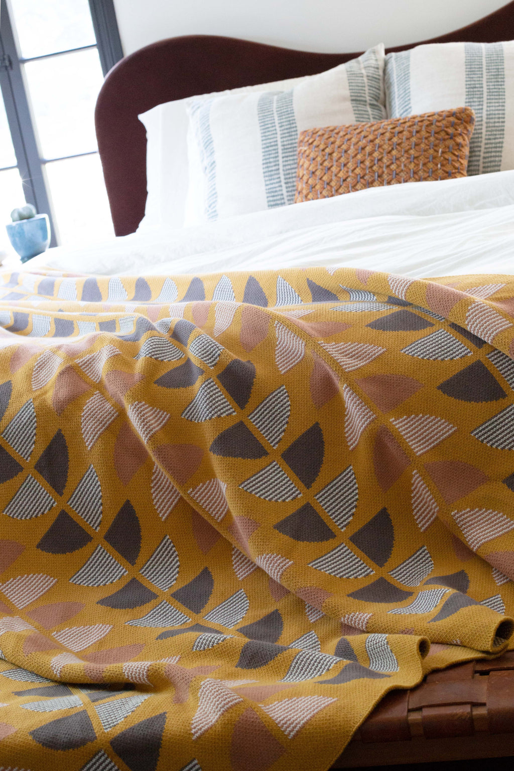 Deco Dream Throw