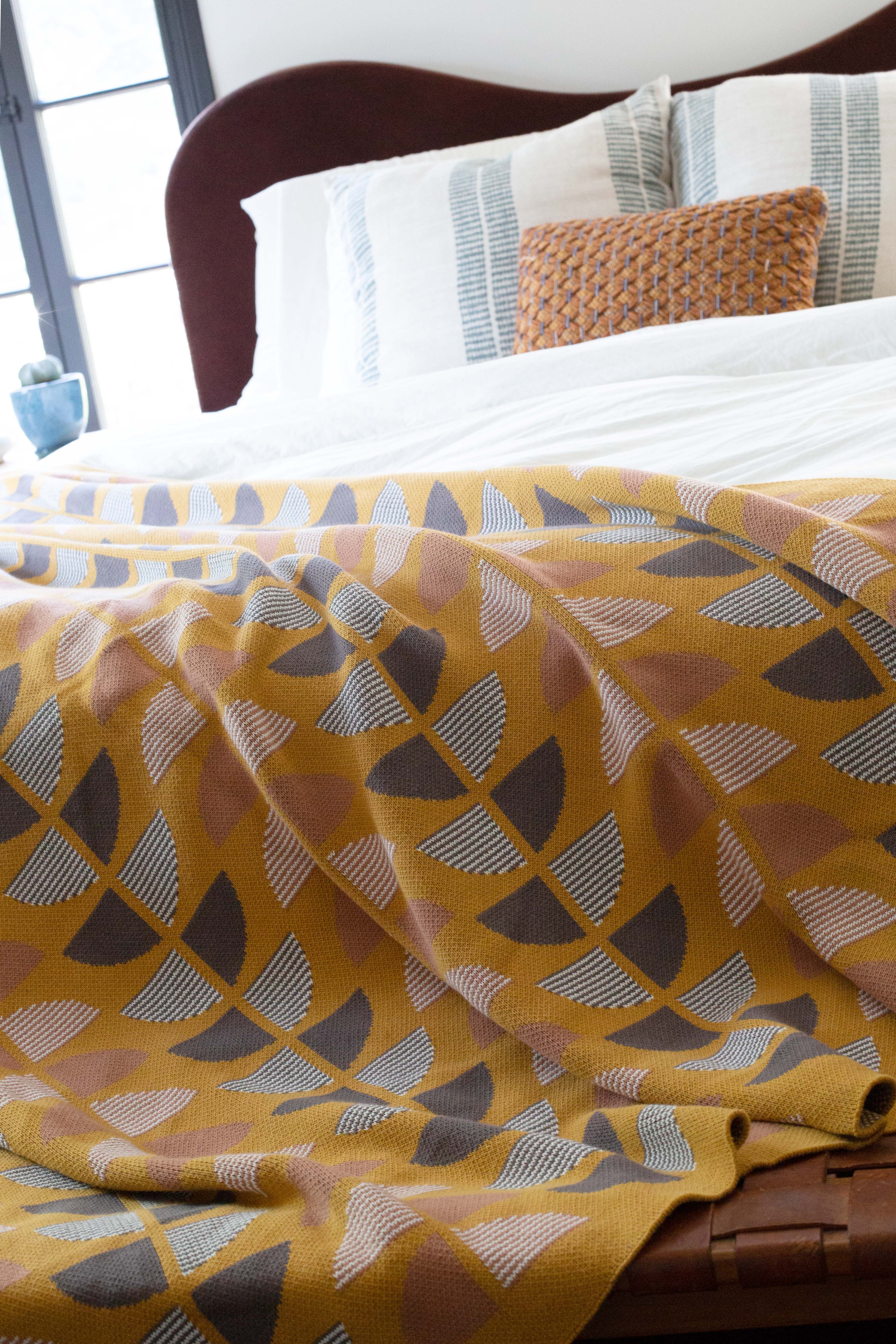 Deco Dream Throw