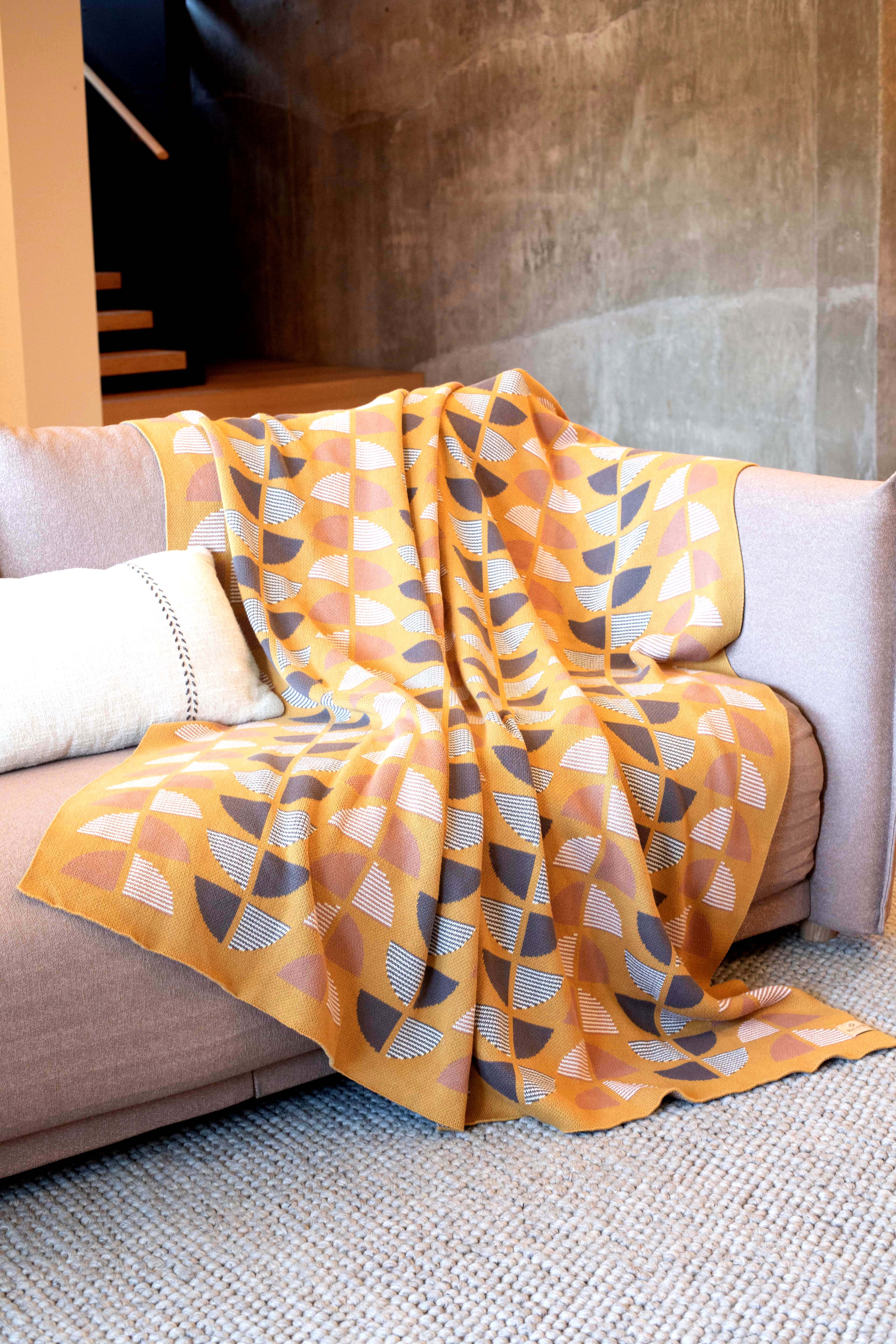 Deco Dream Throw