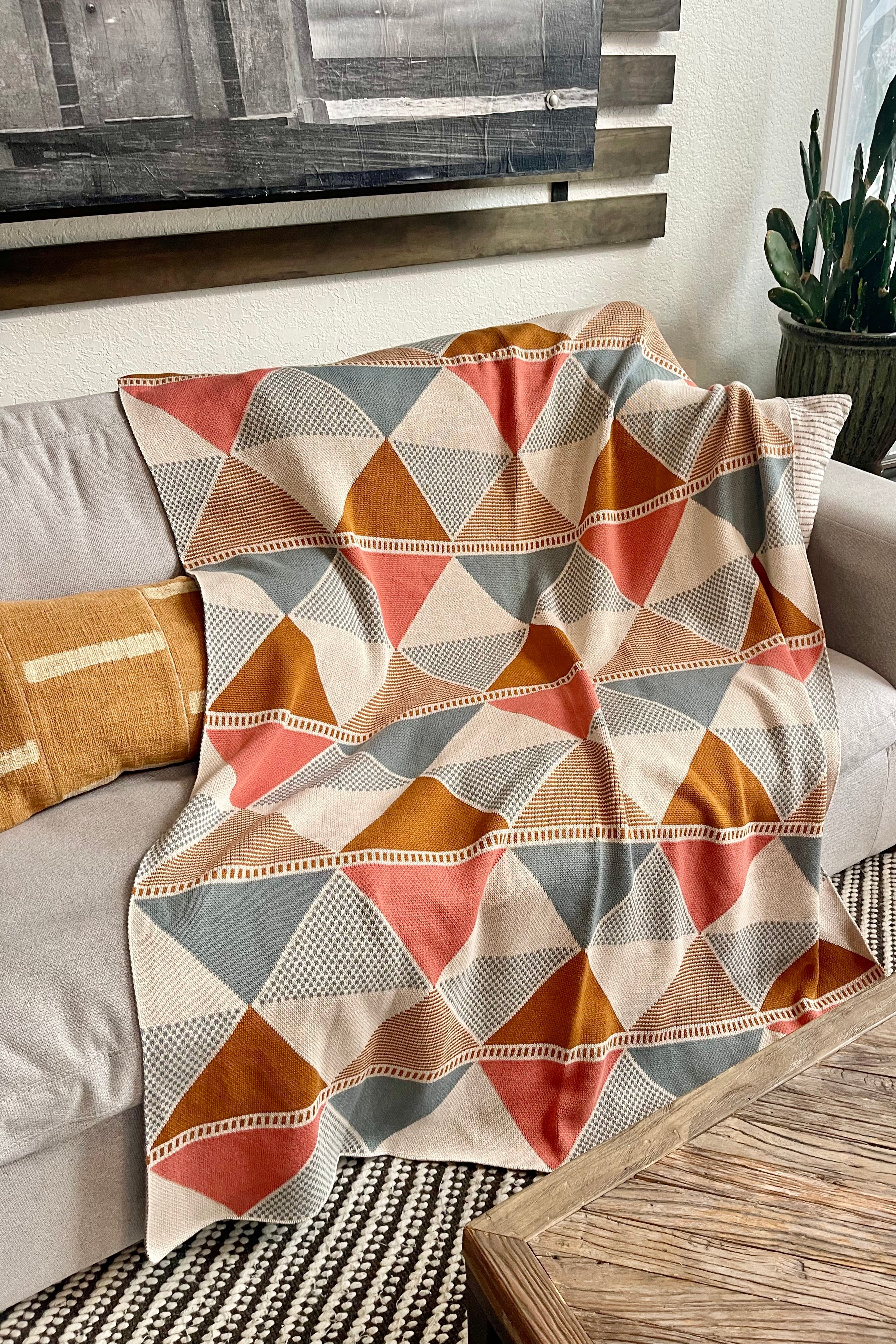 Pyramids Throw