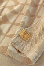 Seashell Throw