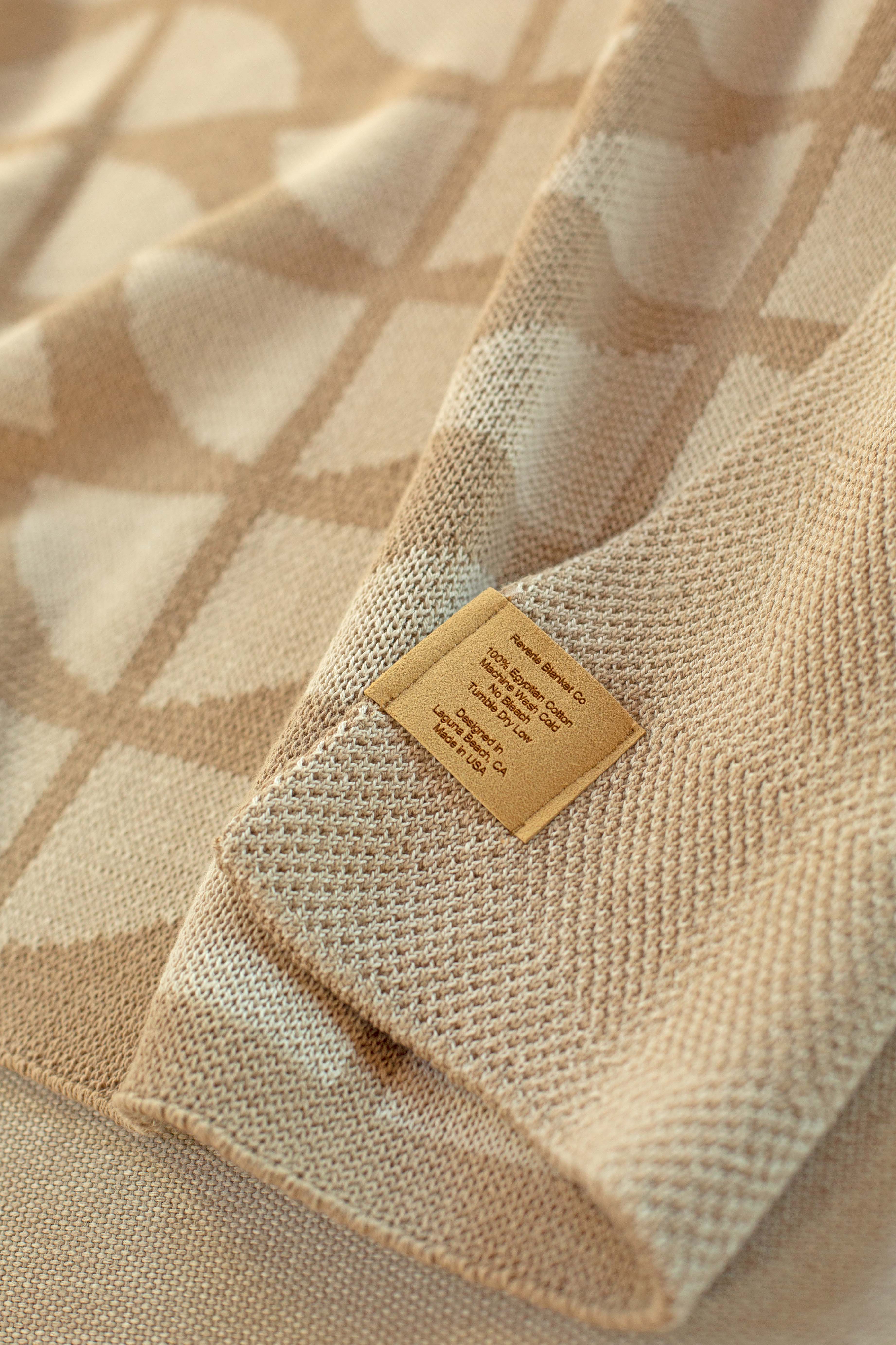 Seashell Throw