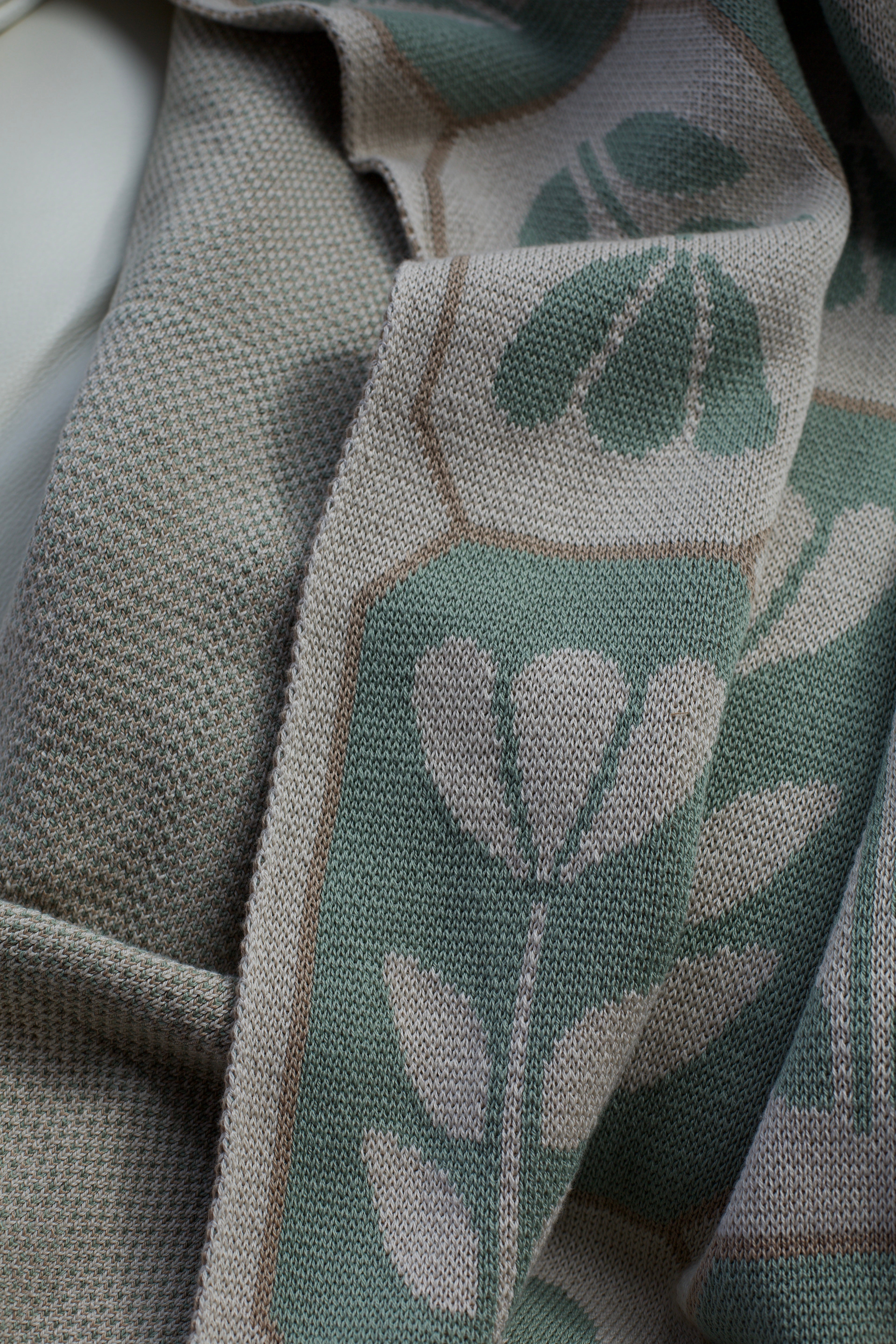 Tulip Mosaic Throw (Sea Green)
